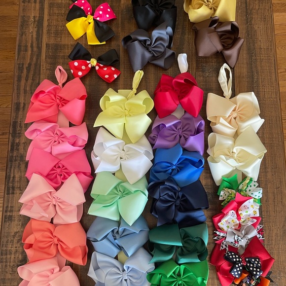 Lot of Bows - Picture 1 of 4